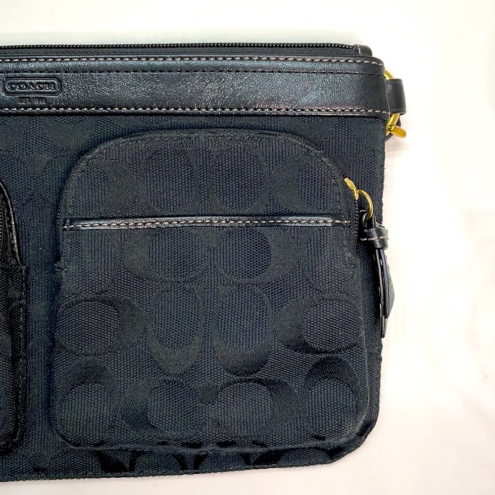 Coach Black Belt Bag - Picture 2 of 12